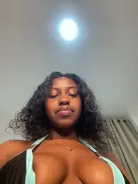 hot_daily — Stripchat stream photo (May 2026)