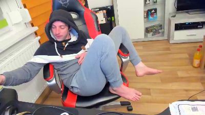tonibiteen21 — Cam4 stream photo (Apr 2026)