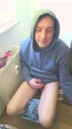 tonibiteen21 — Cam4 stream photo (Apr 2026)