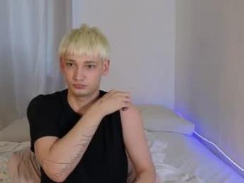 julian_win — Chaturbate stream photo (Mar 2026)