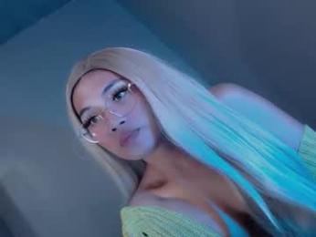 slut4attention — chaturbateでウェブカムモデルオンライン