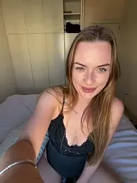 ElenaRebelle — Stripchat stream photo (Apr 2026)