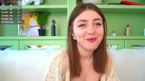 LindaFarm — stripchatでウェブカムモデルオンライン