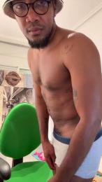 Perronegr — Cam4 profile photo