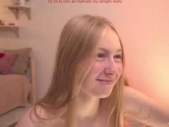 rimavvi — chaturbateでウェブカムモデルオンライン