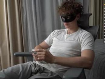 maestro3369 — chaturbateでウェブカムモデルオンライン