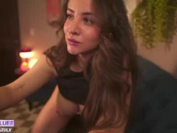 lindabluee — chaturbateでウェブカムモデルオンライン