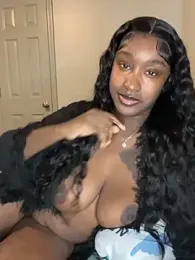 ToyaThick — Stripchat stream photo (Jun 2026)