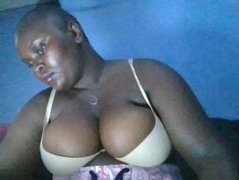 Aurola1 — Bongacams stream photo (Aug 2025)