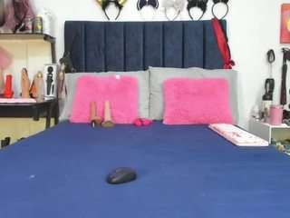 emmily-giraldo — Camsoda stream photo (Mar 2026)