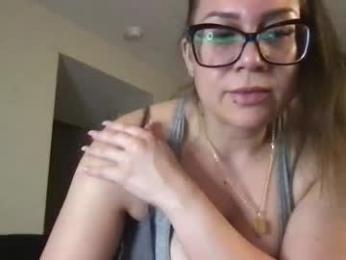 thedevinemilf — Chaturbate stream photo (Aug 2025)