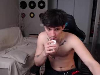 teddy_mode — chaturbateでウェブカムモデルオンライン