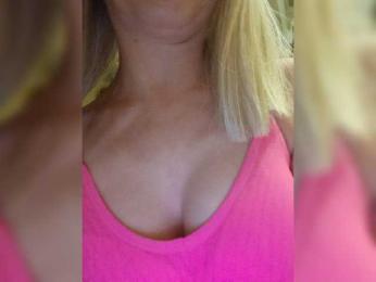 LOLA_LOLA — Bongacams stream photo (Aug 2023)