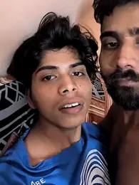 bisexual_yh — stripchatでウェブカムモデルオンライン