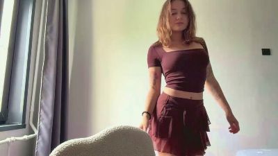HallieGrieves — Cam4 stream photo (Jul 2026)