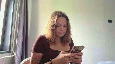 HallieGrieves — Cam4 stream photo (Jul 2026)