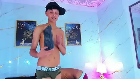sweet_boyhot — stripchatでウェブカムモデルオンライン