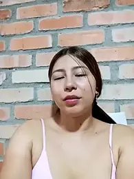 Sara_Brownx — Stripchat stream photo (Apr 2026)