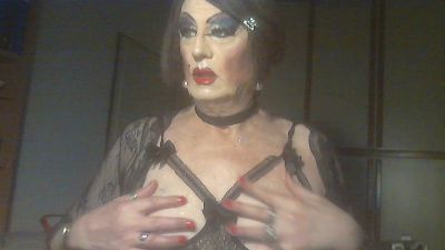 denise_trav — cam4でウェブカムモデルオンライン