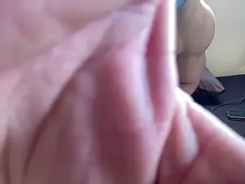 muscle_mouse — stripchatでウェブカムモデルオンライン