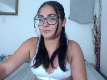 alina_seduction — Chaturbate stream photo (Jun 2026)