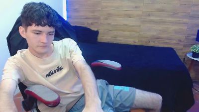 trevor_mob — Cam4 stream photo (Apr 2026)