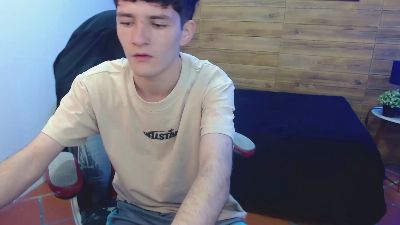 trevor_mob — Cam4 stream photo (Apr 2026)