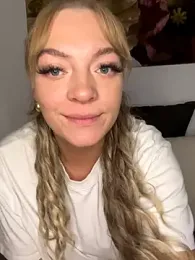 LizzyLush_ — Stripchat stream photo (Oct 2025)