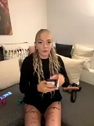 LizzyLush_ — Stripchat stream photo (Oct 2025)