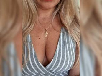 Divaya — Bongacams stream photo (Aug 2026)