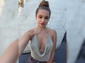 ------_ — bongacams