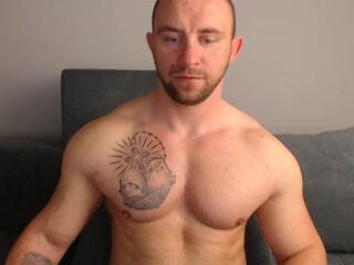 Chris Rocks — flirt4freeでウェブカムモデルオンライン