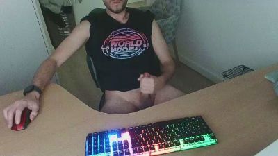 nuerololo — Cam4 stream photo (Feb 2026)