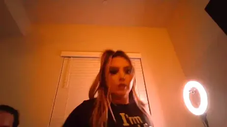 Magentavixen21 — Stripchat stream photo (May 2026)
