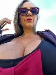 Alimela — stripchatでウェブカムモデルオンライン