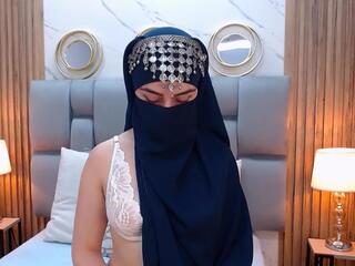 Aliah Manzur — flirt4free