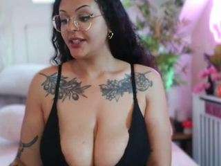 its-eve — Camsoda stream photo (Apr 2026)