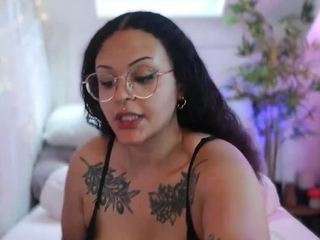 its-eve — camsodaでウェブカムモデルオンライン