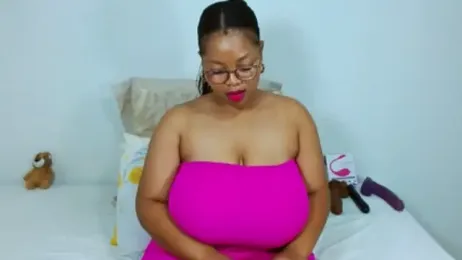 YummyEbonyTits — Stripchat stream photo (Nov 2023)