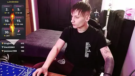 Vlad_Core — Stripchat stream photo (Oct 2025)