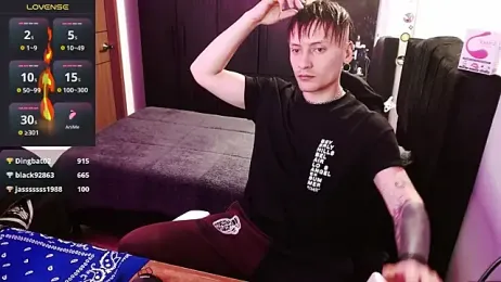 Vlad_Core — Stripchat stream photo (Oct 2025)