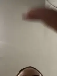 lariic — Stripchat stream photo (Mar 2026)