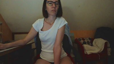 Pivoine27 — Cam4 stream photo (Apr 2026)