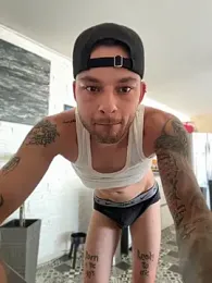 inkeddenis — Stripchat stream photo (Jul 2026)