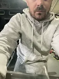 cris0127 — Stripchat stream photo (Sep 2026)
