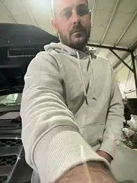 cris0127 — Stripchat stream photo (Sep 2026)