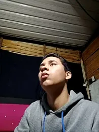 _Alicee_axel — Stripchat stream photo (Apr 2026)