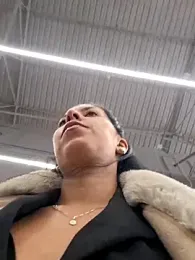 Luianna — Stripchat stream photo (May 2026)