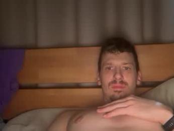 johnylongstrokes — chaturbateでウェブカムモデルオンライン