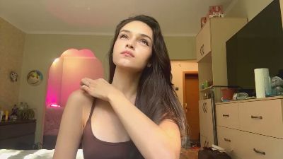 IdellaOlten — Cam4 stream photo (Sep 2026)